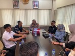Bukan Sekadar Silaturahmi, IWO Inhil dan Polres Bahas Perang Melawan Hoaks hingga Dukung Program Green Policing