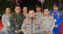 Presisi Dalam Badai : Listyo Sigit Prabowo dan Keberanian Menjaga Republik dari Dalam