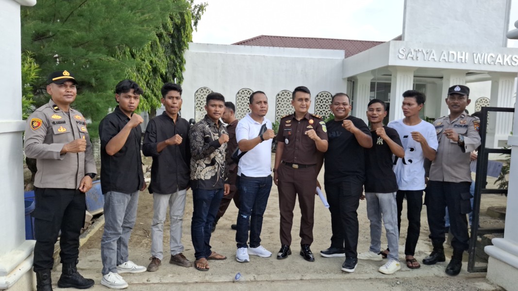 Gerakan Pemuda Sosial (GPS-PALAS) Geruduk Kantor Kejari, Hentikan Seluruh Aktivitas PT DNS di Kawasan Hutan yang Sudah Ditertibkan