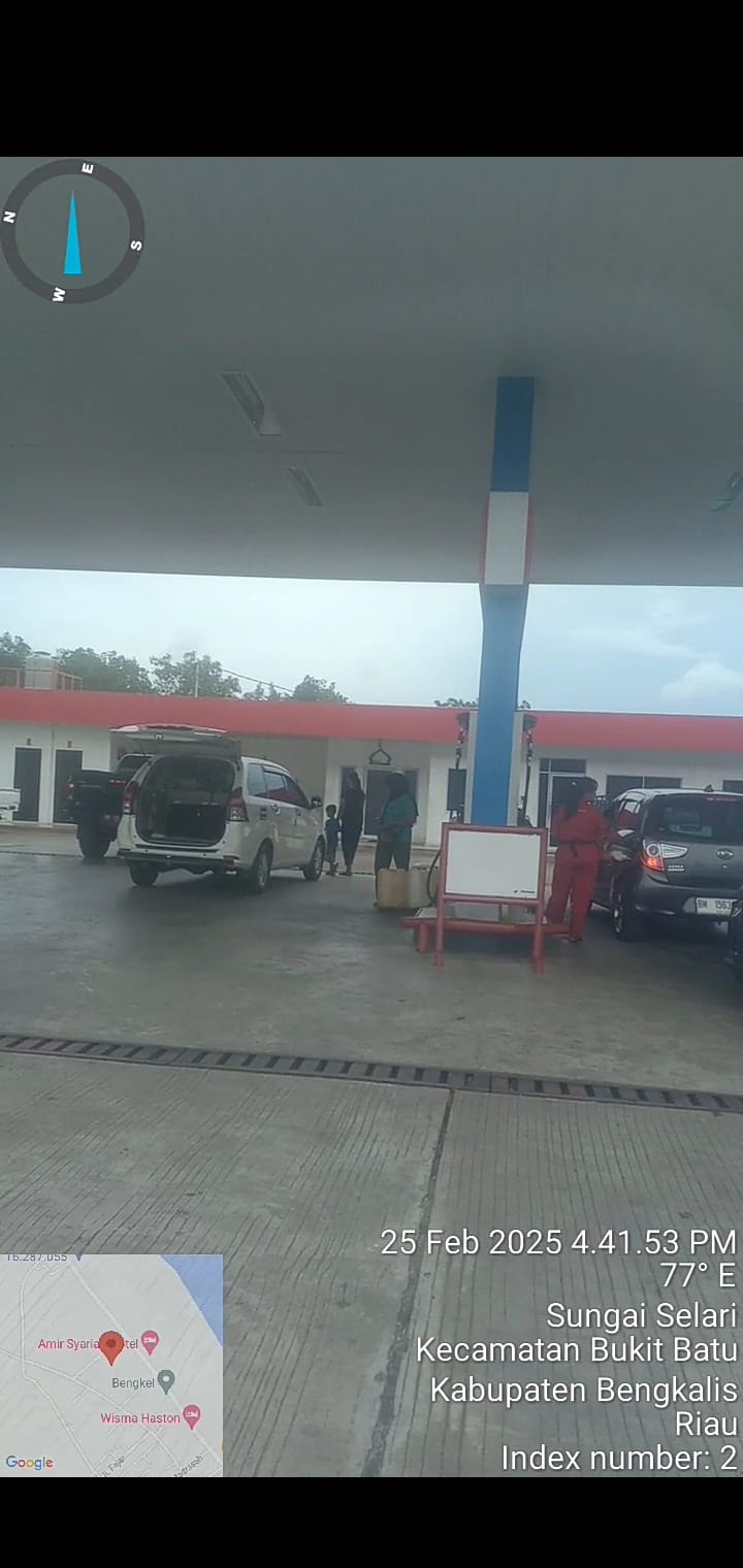 SPBU NO 16. 287. 055 Bukit Batu Sungai Sileri Bengkalis, Diduga Isi Jiregen Terang Terangan di Siang Bolong