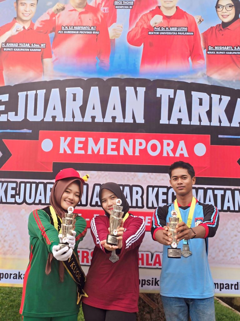 Kecamatan Kuok Berhasil Raih Prestasi di Bidang Olahraga di Bawah Kepemimpinan Camat Intan Monica Sandra, S.STP., M.IP