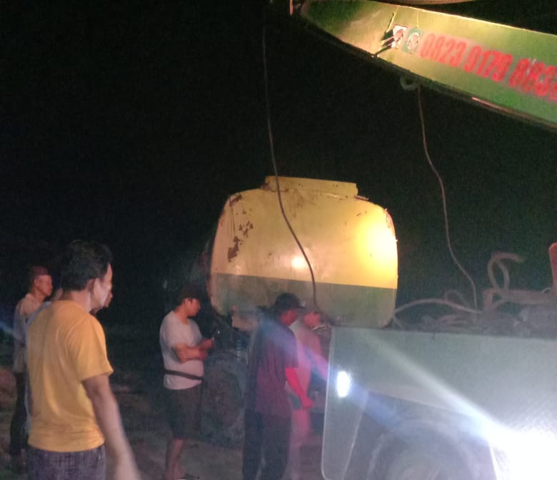 Evakuasi Truk Tangki CPO di Minas Selesai, Ganti Rugi Kebun Warga Akhirnya Disepakati