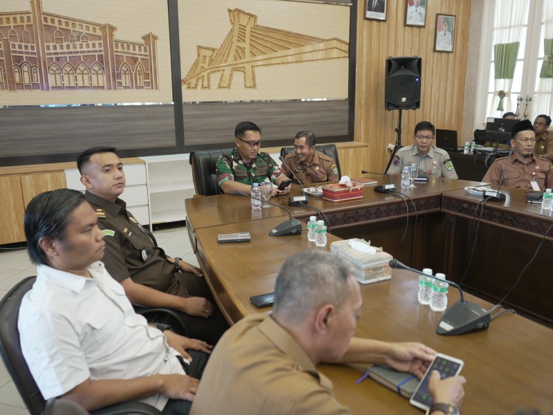 Empat Orang Jadi Tersangka Karhutla di Siak, Pemkab Perketat Pencegahan dan Imbau Warga Gunakan Masker