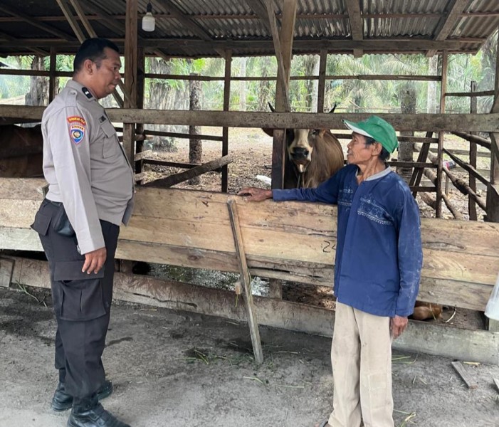 Dukung Asta Cita Presiden, Kapolsek Rengat Barat Perintahkan Bhabinkamtibmas Monitoring Pekarangan Pangan Bergizi