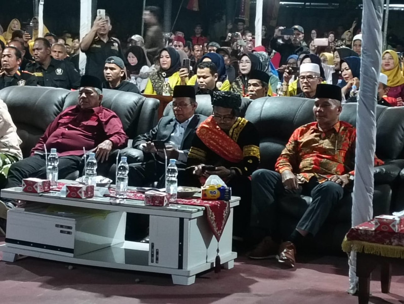 Tegaskan Komitmen Bangun Riau Emas, M Nasir Kian Populer di Siak