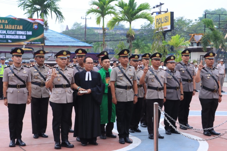 Ipda Anisko Gantikan Iptu Anton Hilman sebagai Kapolsek Concong, Ini Pesan Kapolres Inhil