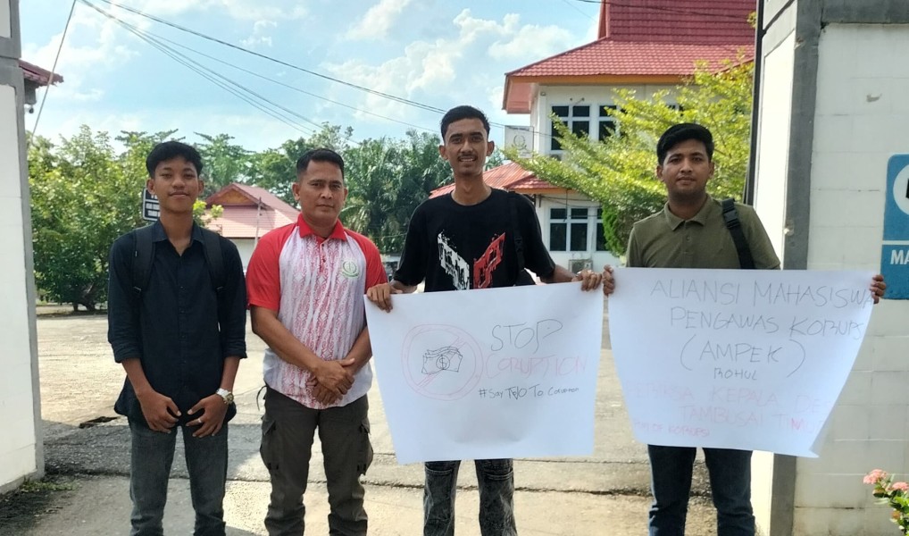 AMPEK Rohul Geruduk Kejari, Desak Usut Tuntas Dugaan Korupsi Kades Tambusai Timur