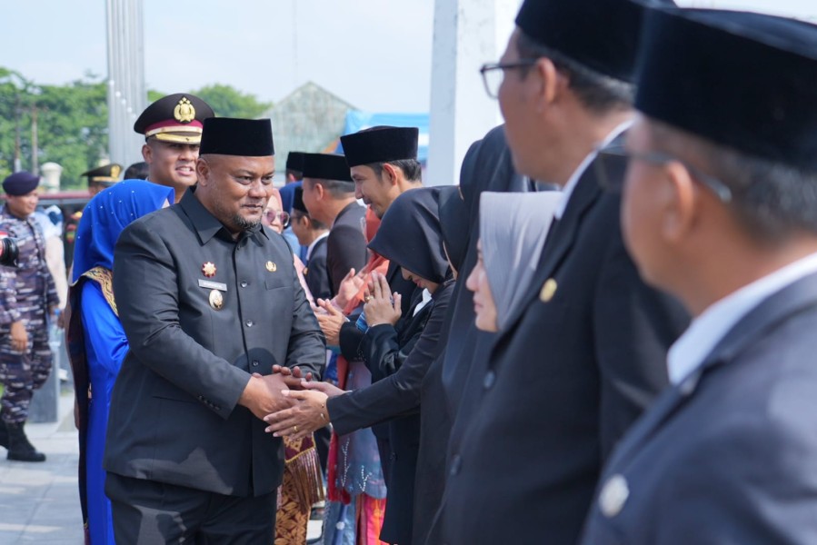 Terapkan Manajemen Talenta, Empat Putra  Daerah Dilantik Jadi Kadis di Depan Istana Siak