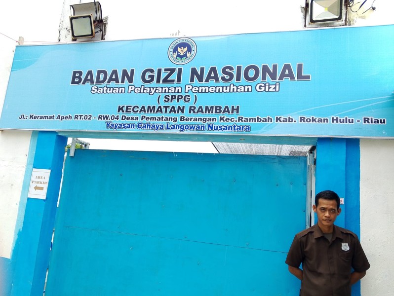 Wartawan Keluhkan Sulitnya Akses Kunjungan ke Dapur MBG di Rokan Hulu