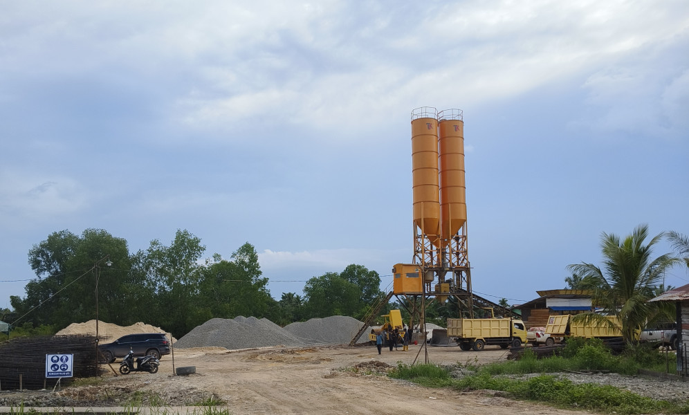 Aneh! Batching Plant Milik PT. Teka Group Jaya Diduga Baru Berdiri Setelah Memenangkan Proyek 14,9 Milyar