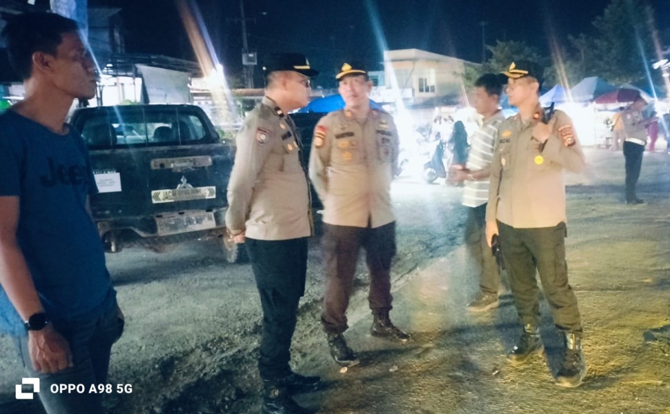 Polsek Minas Kawal Gema Pawai Obor dan Takbir Keliling Iduladha 1447 H Berlangsung Aman dan Kondusif