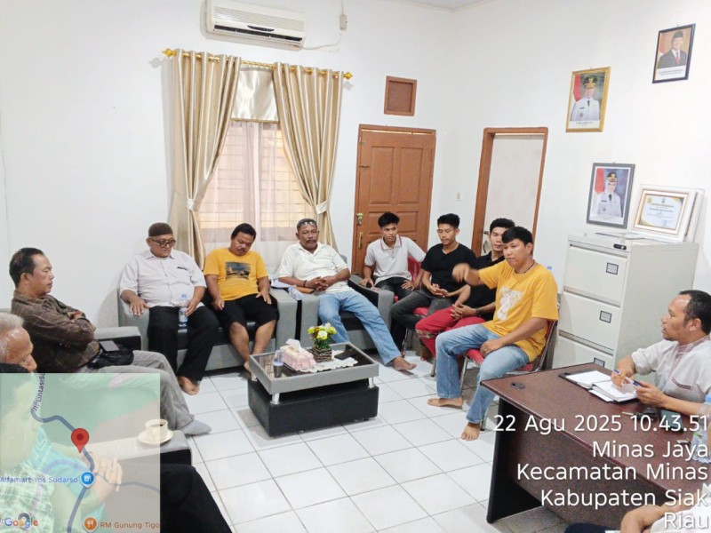 Warga Jalan Kasturi Minas Jaya Protes Lalu Lintas Truk Tanah Urug PT Rifansi Dwi Putra