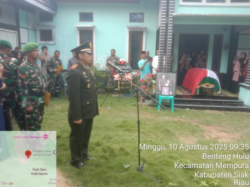 Wadanramil 01/Siak Pimpin Upacara Pemakaman Militer Serma Purn Suhardi