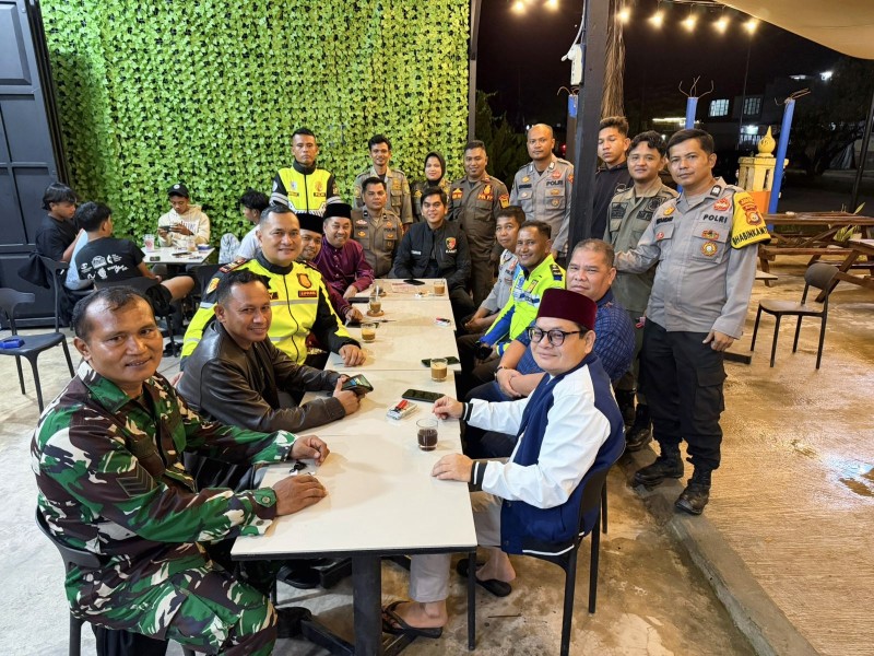 Pimpin Patroli Skala Besar, Kapolsek dan Camat Pujud Pastikan Keamanan Wilayah Bebas dari Pekat dan Narkoba