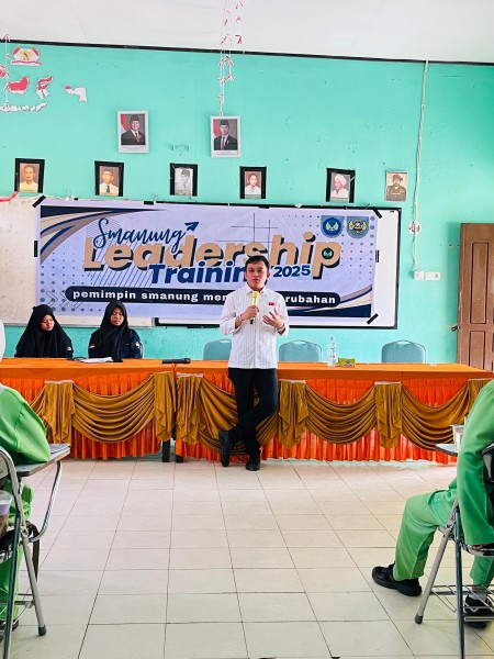 Jadi pemateri LDK, Rifky : Pemimpin itu harus memiliki integritas