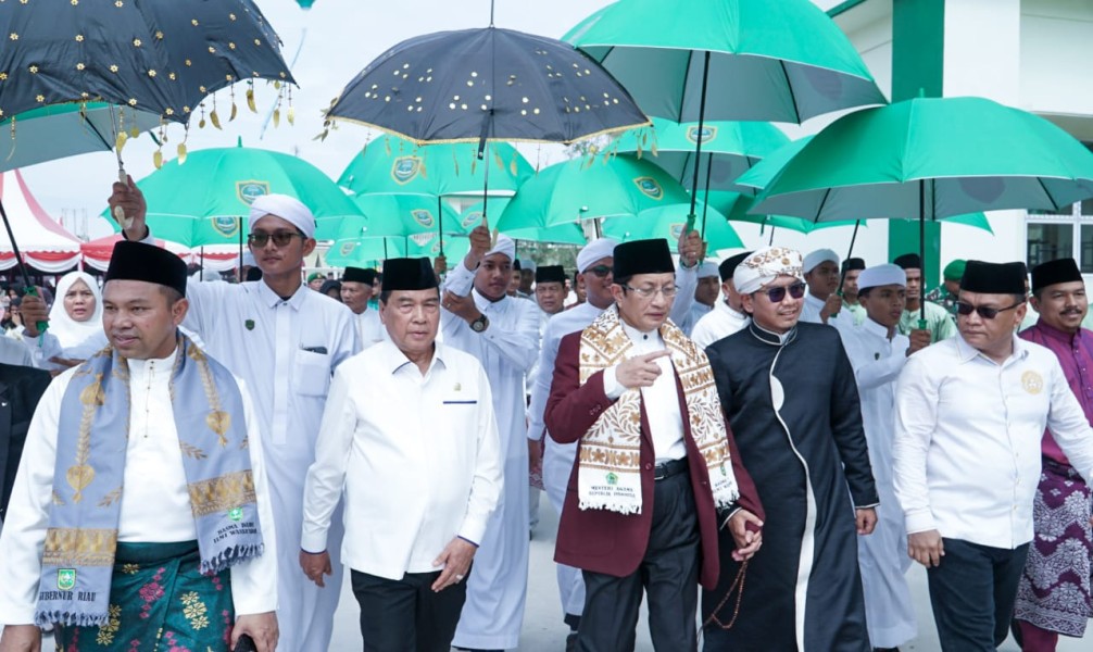 Bersama Menag RI, Wabup Syafaruddin Poti Hadiri Peresmian Gedung Institut Islam Internasional Basma Darul Ilmi Wassa'adah