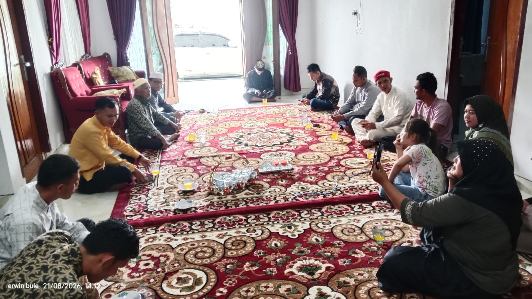 Rapat Panitia Keluarga Besar Datuk H. Shomad di Kualu Nenas Berlangsung Sukses