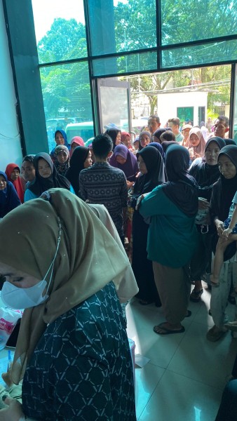 Syam Group Salurkan Zakat Mal untuk masyarakat Warga Kampar di Bulan Suci Ramadhan 1447 H