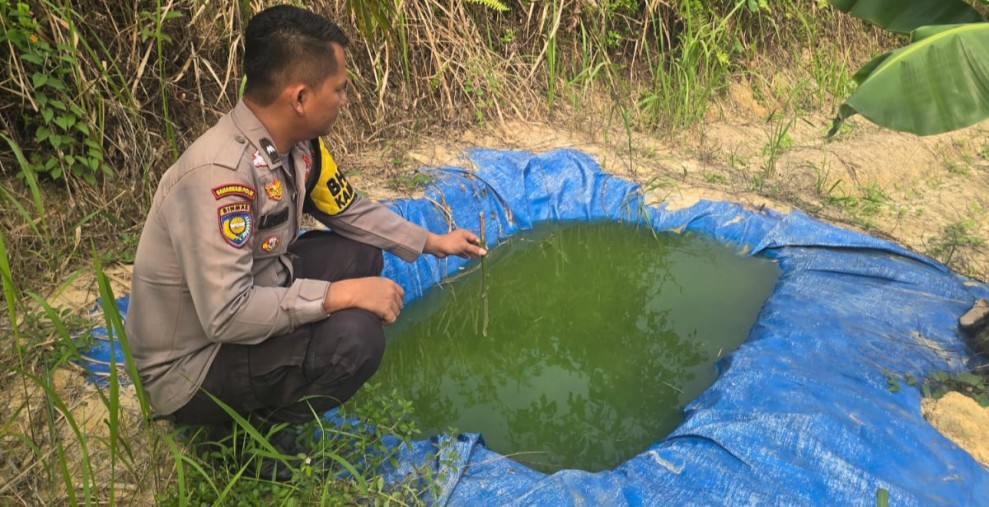 Polsek Minas Cek Embung Air untuk Dukung Penyiraman Jagung di Musim Kemarau