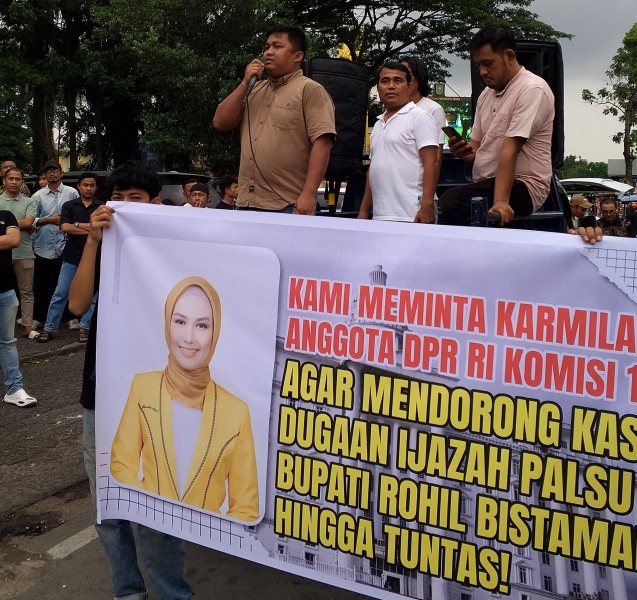 Aliansi Masyarakat Kepung Purna MTQ, Tuntut Polda Riau Serius Usut Dugaan Ijazah Palsu Bupati Rohil