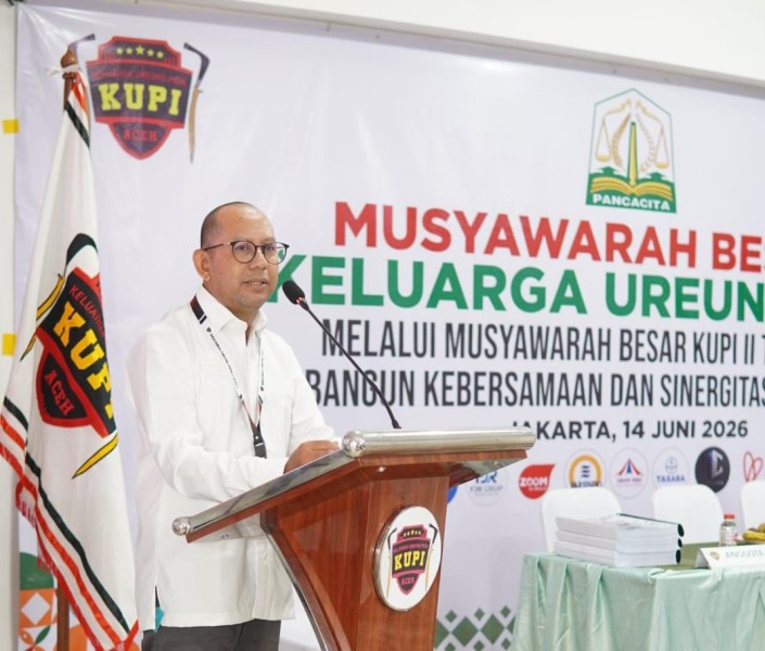 Ketua Mubes KUPI II 2026 H. M. Dahlan Tiro, ST., M.M. Mengucapkan Selamat atas Terpilihnya Dr. H. Asfifuddin, S.H., M.H. sebagai Ketua Umum KUPI Periode 2026–2030
