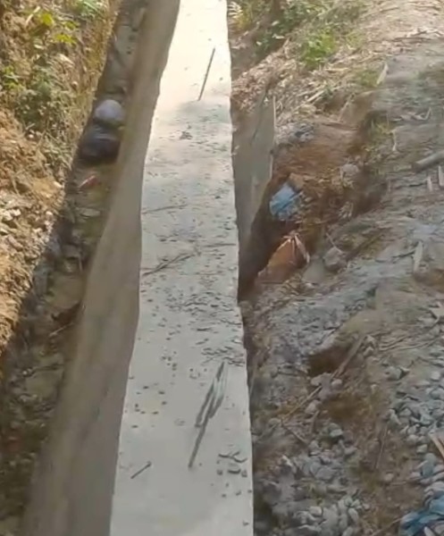 Uang APBD Kampar Lenyap Rp189 Juta Disorot, Proyek Tembok Penahan Badan Jalan Desa Teratak Diduga Tak Maksimal, Publik Desak Pupr Kampar Bongkar