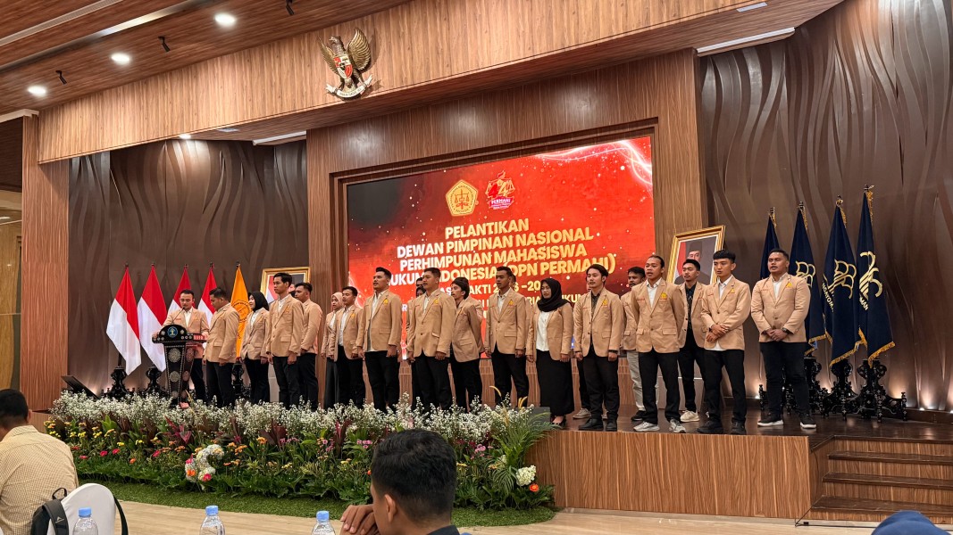 Seminar Nasional dan Pelantikan DPN Perhimpunan Mahasiswa Hukum Indonesia 2026 Bahas Konstitusi, Geopolitik, dan Masa Depan Hukum Indonesia