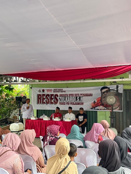 Jalan Rusak Serta Minim Sarana Pendidikan Disampaikan Edi Candra Pada Reses Zulkardi DPRD Pekanbaru di Okura