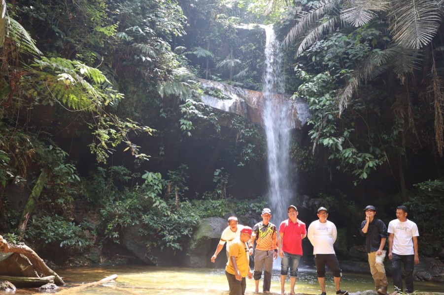 Langkah Awal Pengembangan Wisata Air Terjun Kajatan, Wakil Bupati Tinjau Langsung Ke Lokasi