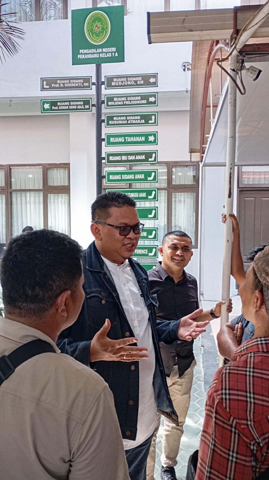 Panggung Sandiwara Jaringan Setan Aparat Penegak Hukum di Riau: Kepolisian, Kejaksaan, Pengadilan dan Pemasyarakatan Berhasil Didikte Pemesan Perkara