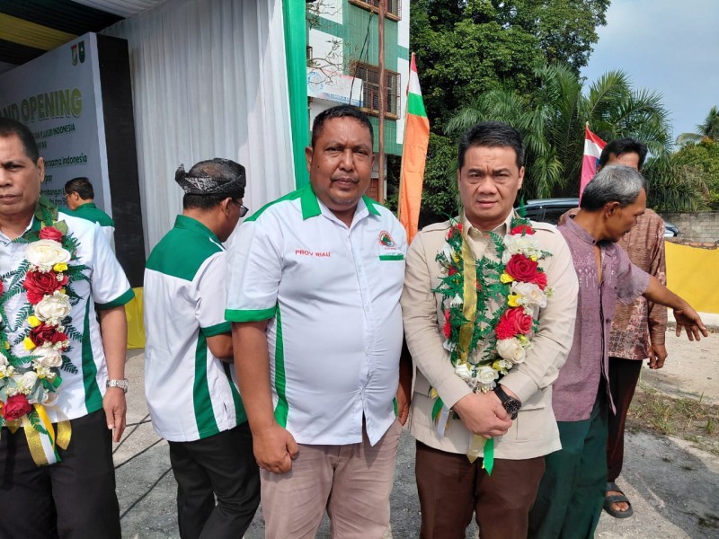Ketua KJJUB Riau Sambut Wakil Menteri PDT di Riau, Resmikan Kantor KJJUB Kampar