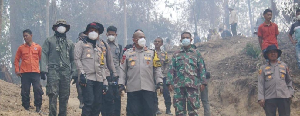 Wakapolda Riau Pimpin Apel Karhutla dan Tinjau Titik Api di Rokan Hulu, Bupati Anton: Cegah Karhutla Adalah Tanggung Jawab Kita Bersama