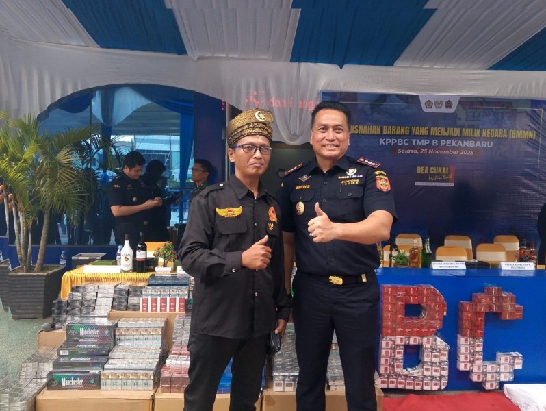 Laskar RMRB Hadiri Pemusnahan Barang Eks Penindakan Bea Cukai Pekanbaru Tahun 2025