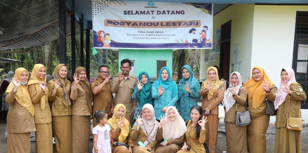 Ketua TP PKK Rohul Kunker Ke Kunto Darussalam, Panen Raya Melon dan Penguatan Posyandu Lestari