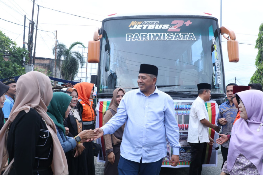 Alfedri Apresiasi Masyarakat Tualang Peduli, Terus Galang Kepedulian Perkuat Persatuan Umat