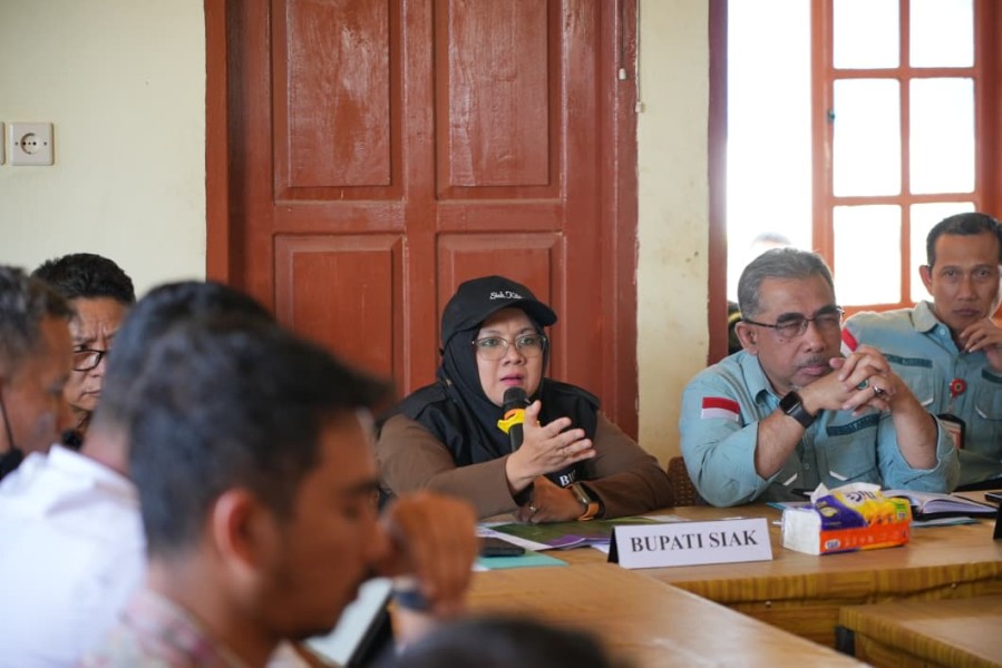 Bupati Siak Afni Z Tolak Permohonan HGU PT Wana Subur Sawit Indah