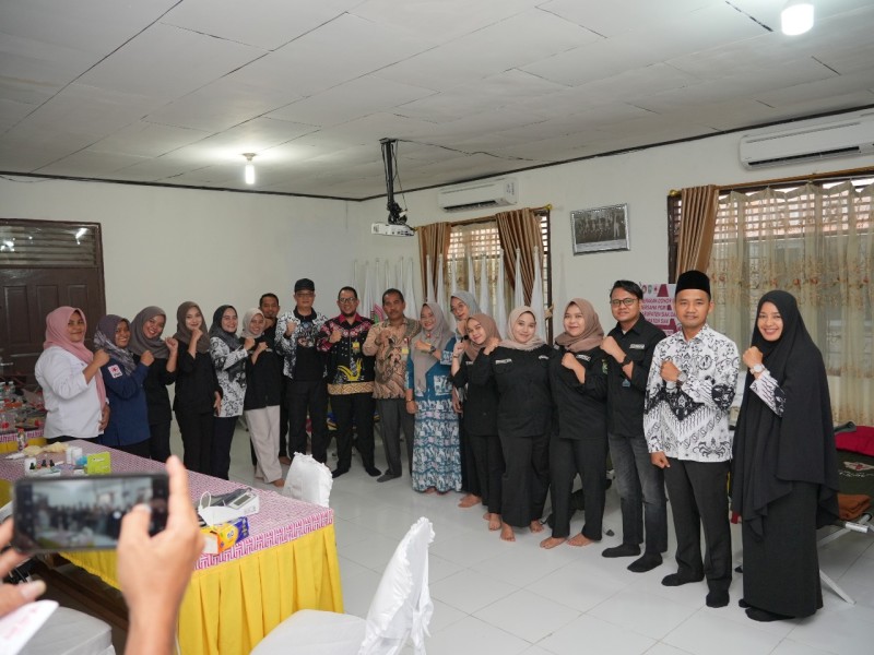 Meriahkan HUT PGRI Ke-80 dan HGN, Puluhan Guru di Siak Ikut Donor Darah