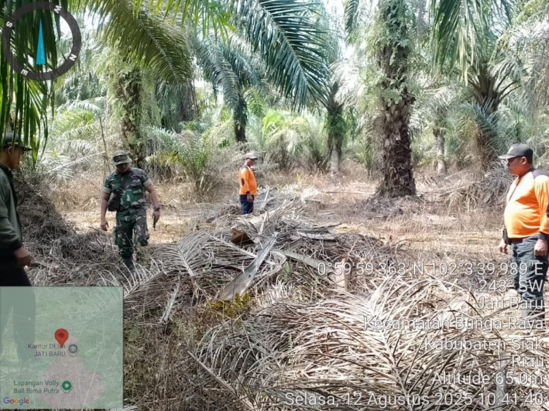 Patroli Karhutla Koramil 06/PWK Sabak Auh di Kampung Jatibaru