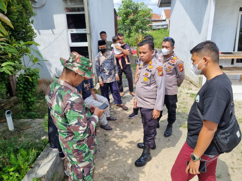 Guru SD Di Kampar Ini Ditemukan Membusuk, Korban Meninggal Diduga Akibat Sakit